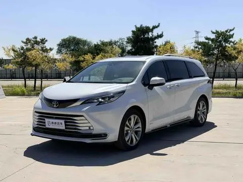 Toyota 赛那 2024