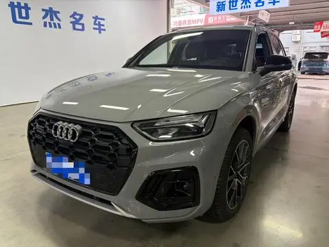 Audi Q5L 2025