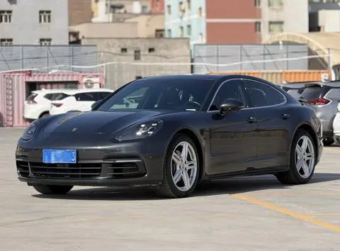Porsche Panamera 2020