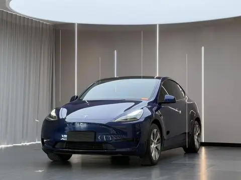Tesla Model Y 2022 — фото 1