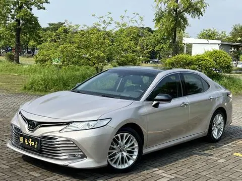 Toyota Camry 2019