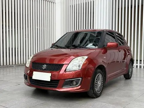 Suzuki 雨燕 2013