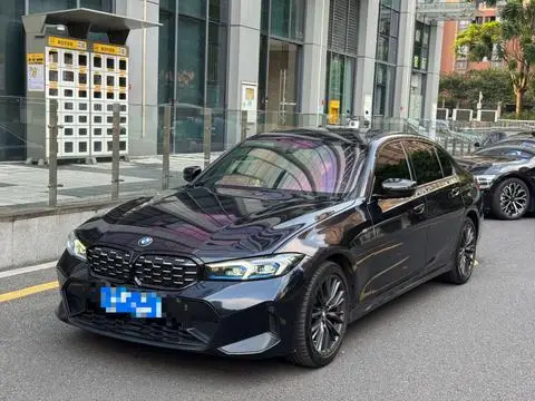 BMW 3 Series 2023 — фото 1