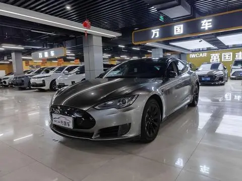 Tesla Model S 2016
