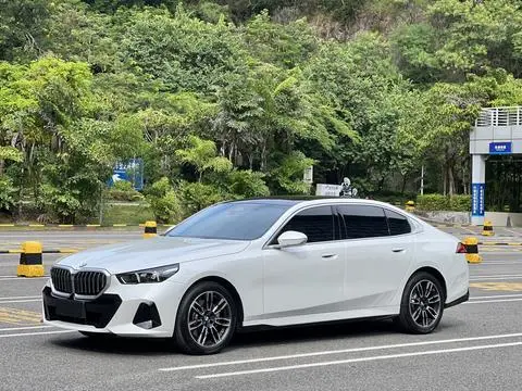 BMW 5 Series 2026