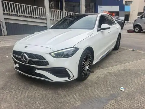 Mercedes-Benz C-Class 2024