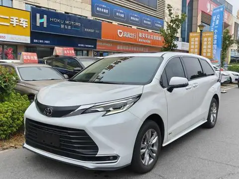 Toyota 赛那 2024