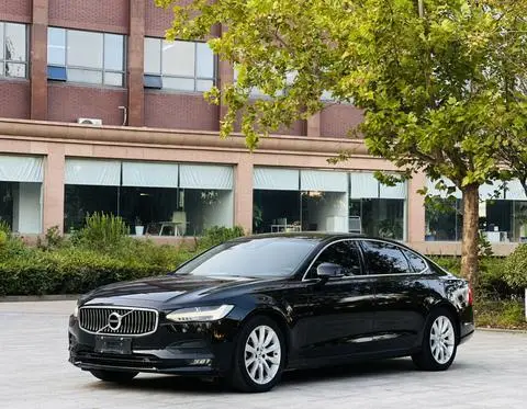 Volvo S90 2017 — фото 1