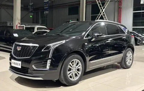 Cadillac XT5 2021 — фото 1