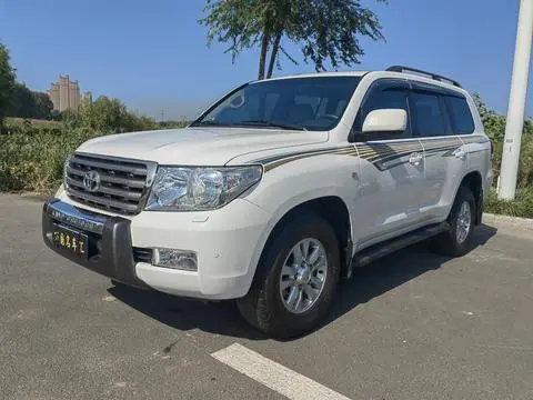 Toyota 兰德酷路泽 2010