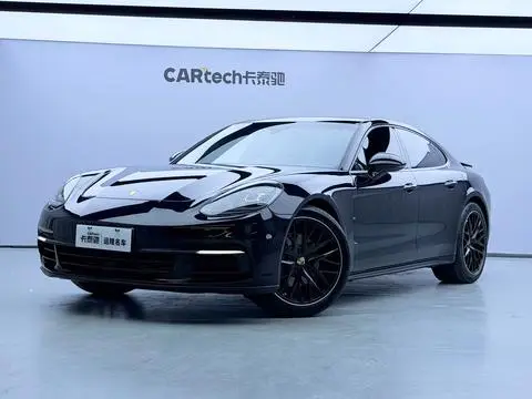 Porsche Panamera 2017 — фото 1