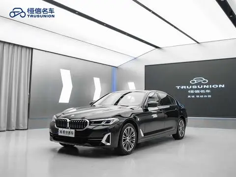 BMW 5 Series 2022 — фото 1