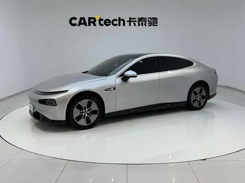 XPeng 小鹏P7 2024