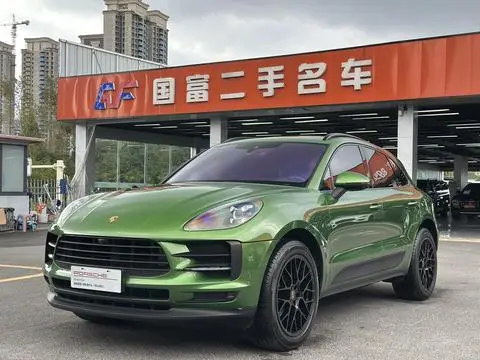 Porsche Macan 2021