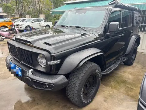 TANK 300 2023