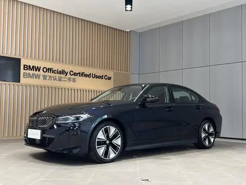 BMW i3 2026 — фото 1