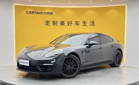 Porsche Panamera 2023