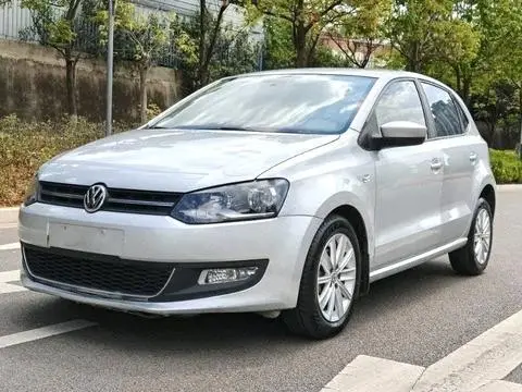 Volkswagen Polo 2013 — фото 1