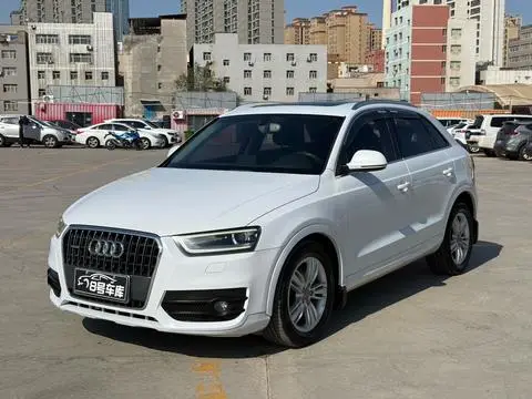 Audi Q3 2015