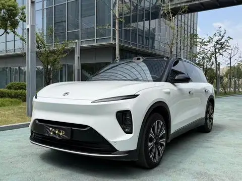 NIO ES8 2023