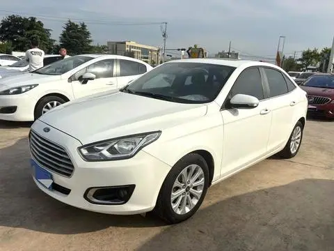 Ford Escort 2015 — фото 1