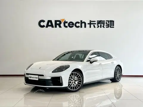 Porsche Panamera 2024