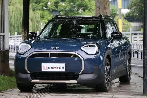 MINI MINI ACEMAN 2024