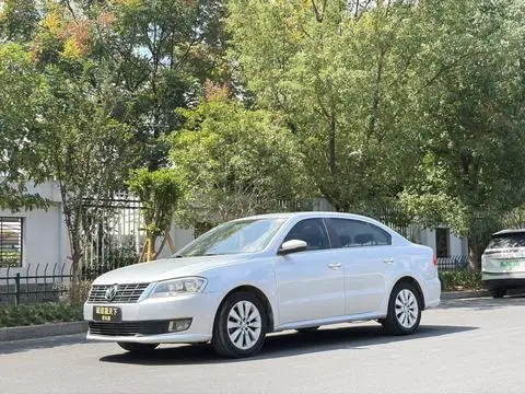 Volkswagen Lavida 2013