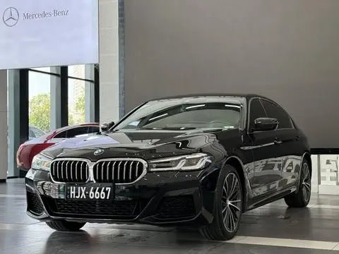 BMW 5 Series 2021