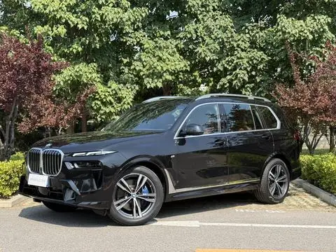 BMW X7 2023