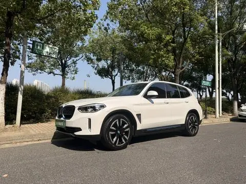 BMW iX3 2021