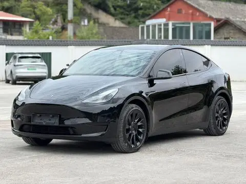 Tesla Model Y 2022 — фото 1