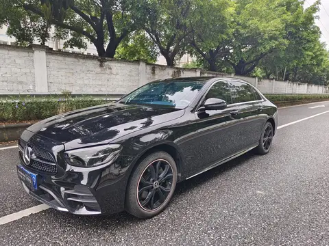 Mercedes-Benz E-Class 2022