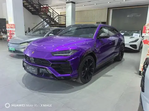 Lamborghini Urus 2021
