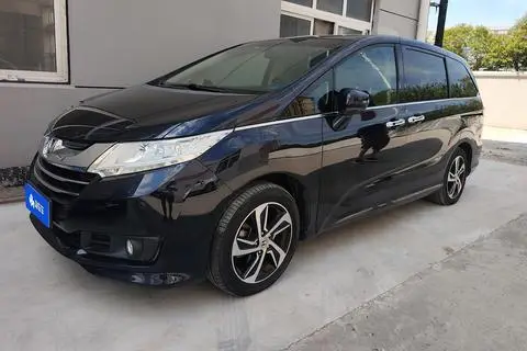 Honda 奥德赛 2017 — фото 1