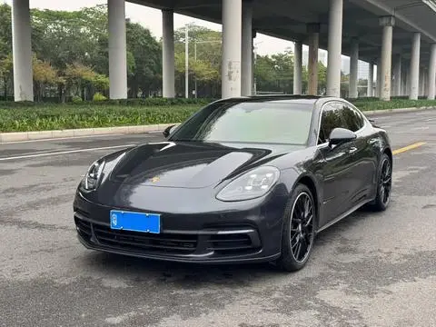 Porsche Panamera 2017
