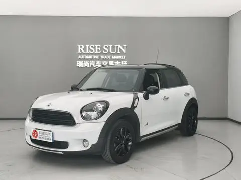 MINI COUNTRYMAN 2016