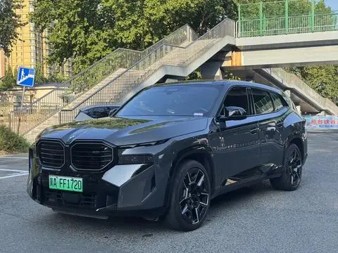 BMW XM 2023