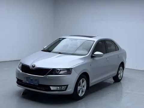 Skoda 昕锐 2015 — фото 1