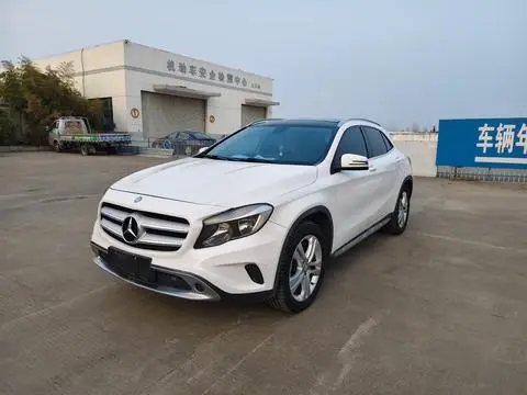 Mercedes-Benz GLA 2015