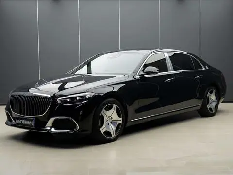 Mercedes-Benz 迈巴赫S-Class 2024