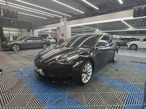 Tesla Model 3 2020 — фото 1