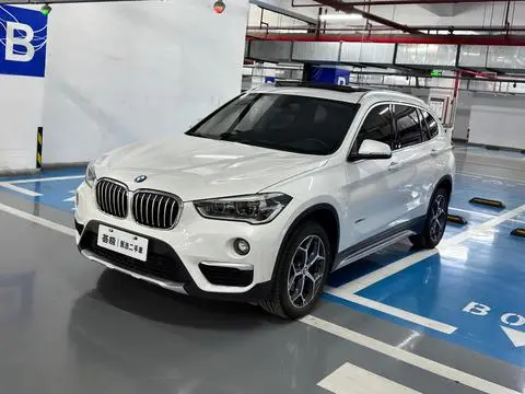 BMW X1 2018 — фото 1