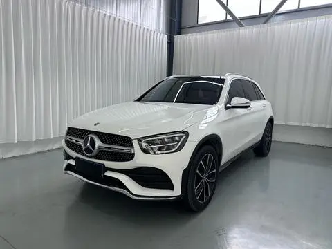 Mercedes-Benz GLC 2022 — фото 1