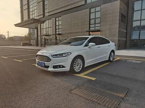 Ford 蒙迪欧 2013 — фото 1