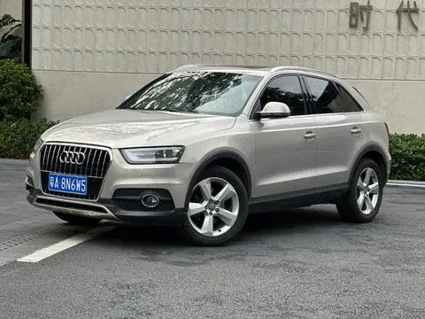 Audi Q3 2012 — фото 1