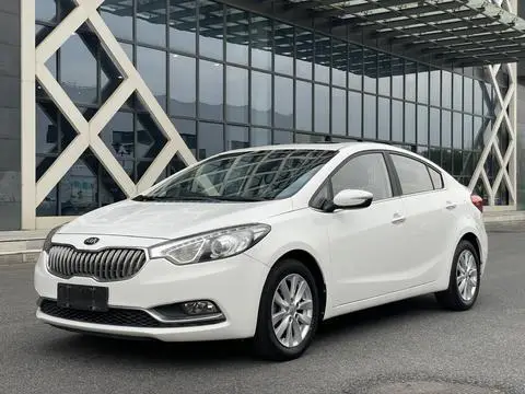 Kia K3 2015 — фото 1