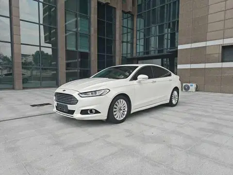 Ford Mondeo 2013 — фото 1