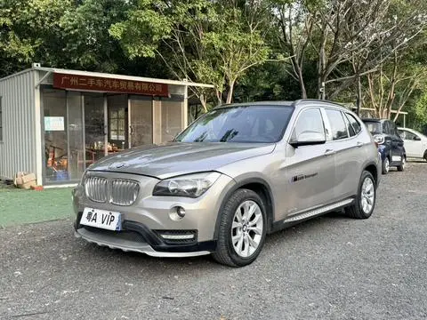 BMW X1 2014 — фото 1