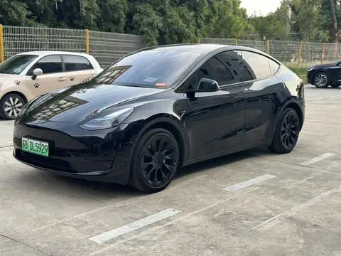 Tesla Model Y 2022 — фото 1